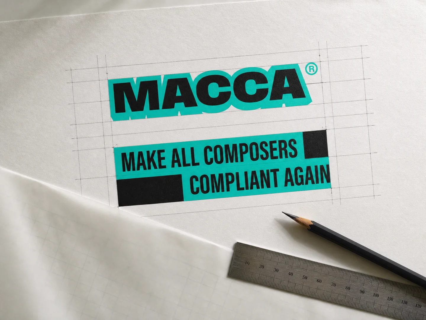 MACCA-logotyp med turkos färg och konstruktionslinjer